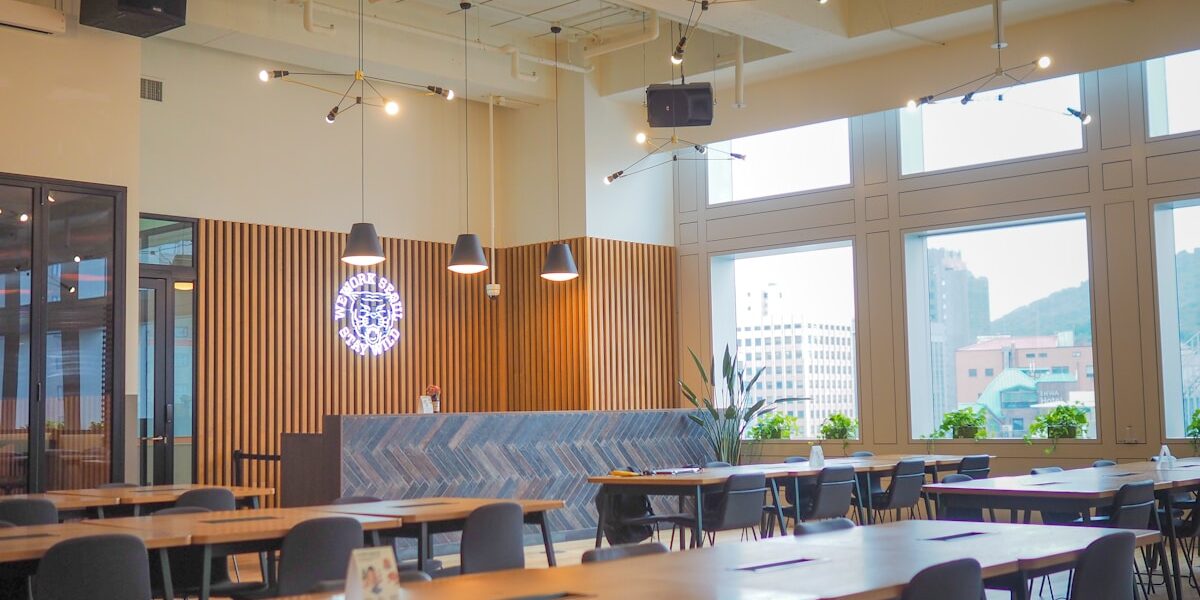 DFAC Dining: Military Food Culture